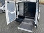 Volkswagen Caddy Cargo 2.0 TDI Comfort Airco - Apple carplay - Cruise control - Parkeersensor achter - Radio - Tussenschot volledig - Zijschuifdeur rechts - Stuur multifunctioneel - Start/stop systeem alu imperial  16 inch alu velgen betimering en kasten achterin