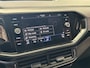 Volkswagen T-Cross 1.0 TSI LIFE NAVIGATIE ADAPTIVE CRUISE CONTROL STOELVERWARMING APPLE CARPLAY/ANDROID RIJSTROOKSENSOREN ACHTERUITRIJCAMERA PDC ZEER MOOI !! 3010 DEK