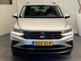 Volkswagen Tiguan 1.4 TSI eHYBRID 245PK NAVIGATIE ADAPTIVE CRUISE CONTROL STOEL EN STUUR VERWARMING APPLE CARPLAY/ANDROID RIJSTROOKSENSOREN DODEHOEKSENSOREN PDC DSG ZEER MOOI !!