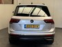 Volkswagen Tiguan 1.4 TSI eHYBRID 245PK NAVIGATIE ADAPTIVE CRUISE CONTROL STOEL EN STUUR VERWARMING APPLE CARPLAY/ANDROID RIJSTROOKSENSOREN DODEHOEKSENSOREN PDC DSG ZEER MOOI !!