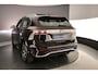 Volkswagen Tiguan 1.5 eHybrid R-Line Edition 272pk DSG Automaat, Panoramadak, Trekhaak, Adaptive cruise control, Stoelverwarming, Stuurwiel verwarmd, Elektrische achterklep, Parkeersensoren