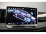 Volkswagen Tiguan 1.5 eHybrid R-Line Edition 272pk DSG Automaat, Panoramadak, Trekhaak, Adaptive cruise control, Stoelverwarming, Stuurwiel verwarmd, Elektrische achterklep, Parkeersensoren