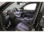 Volkswagen Tiguan 1.5 eHybrid R-Line Edition 272pk DSG Automaat, Panoramadak, Trekhaak, Adaptive cruise control, Stoelverwarming, Stuurwiel verwarmd, Elektrische achterklep, Parkeersensoren
