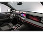 Volkswagen Tiguan 1.5 eHybrid R-Line Edition 272pk DSG Automaat, Panoramadak, Trekhaak, Adaptive cruise control, Achteruitrijcamera, Stoelverwarming, Stuurwiel verwarmd, Elektrische achterklep