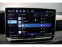 Volkswagen Tiguan 1.5 eHybrid R-Line Edition 272pk DSG Automaat, Panoramadak, Trekhaak, Adaptive cruise control, Achteruitrijcamera, Stoelverwarming, Stuurwiel verwarmd, Elektrische achterklep