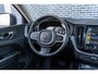 Volvo XC60 2.0 Recharge T6 AWD Business Pro | Plug-in Hybrid (PHEV) | Trekhaak | Panoramadak | Stoelverwarming | Achteruitrijcamera | Elektrische Achterklep | Keyless Entry | Cruise Control Adaptief | Navigatie | Android Auto | Apple Carplay
