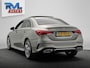 Mercedes-Benz A-klasse 250 e AMG | Widescreen | Carplay Adaptive-cruise Panoramadak Stoelverwarming Camera Sfeerverlichting