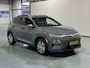 Hyundai Kona Electric EV Premium 64 kWh | SOH 96% | Leder | Carplay | Stoelverwarming/koeling