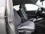 Audi A1 Sportback 25 TFSI S edition l Adaptive cruise control l Climate control l Stoelverwarming l Navigatie l Audi sound system l Apple Carplay / Android Auto l LED-koplampen l Privacy glas l Optiekpakket zwart plus l Lichtmetalen wielen
