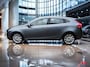 Volvo V40 2.0 T3 Momentum