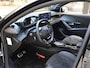 Peugeot e-208 GT 51 kWh | 1e eigenaar | Navigatie | Parkeercamera voor/achter | Alcantara bekleding | Stoelverwarming | Panoramadak