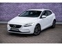 Volvo V40 1.5 T2 Polar+ | Standkachel | Achteruitrijcamera | LED Koplampen | Navigatie | Stoelverwarming | Parkeersensoren