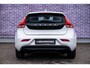 Volvo V40 1.5 T2 Polar+ | Standkachel | Achteruitrijcamera | LED Koplampen | Navigatie | Stoelverwarming | Parkeersensoren
