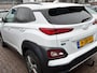 Hyundai Kona Electric EV Premium 64 kWh | SOH 100% | Leder | Stoelverwarming/koeling | Trekhaak