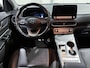 Hyundai Kona Electric EV Premium 64 kWh | SOH 100% | Leder | Stoelverwarming/koeling | Trekhaak