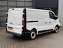 Renault Trafic 2.0 D 130pk  L1H1 - stoelverwarming - camera - trekhaak - geen airco