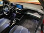Peugeot e-2008 EV GT-LINE 50 kWh|1/2 LEDER|NAVIGATIE|ANDROID AUTO/APPLE CARPLAY|CAMERA(360)|CRUISE+CLIMATE CONTROL|LANE-ASSIST|PDC