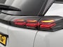 Peugeot 2008 1.2 Hybrid Allure 145pk Automaat | Adaptieve Cruise Control | LED | 17"LMV | Stoelverwarming | Climate Control | Camera Voor + Achter | Dodehoekdetectie | Apple Carplay/Android Auto |