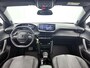 Peugeot 2008 1.2 Hybrid Allure 145pk Automaat | Adaptieve Cruise Control | LED | 17"LMV | Stoelverwarming | Climate Control | Camera Voor + Achter | Dodehoekdetectie | Apple Carplay/Android Auto |