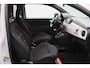 Fiat 500 1.4 T-Jet Abarth 595 2019 | Goed Onderhouden | Navigatie | Xenon | Stuurwiel Bediening | DAB Radio | Elektrische Ramen | Lichtmetalen Velgen | 2 Sleutels