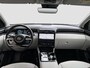 Hyundai Tucson 1.6 T-GDI 265pk PHEV Premium 4WD (299,- p/m Demo Deal!) | Leder | Carplay | Climate | Trekhaak | Navigatie | Elek. Klep | Full - Led | 360 Camera | KRELL Audio | Elek. Stoelen | 19" Lichtmetaal | Winterpakket | Stoelventilatie | Dodehoek Detectie