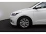 Hyundai i20 1.0 T-GDI Comfort 2016 | Airco | Cruise Control | Navigatie | Parkeersensoren | Parkeercamera | Elektrische Ramen | DAB | Boekjes | 2 Sleutels | Nationale Autopas