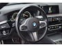 BMW 5-Serie Touring 520i High Ex. M-Sport | Pano | Leer | El. Trekhaak | OrigNL | NAP