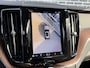 Volvo XC60 2.0 T6 Plug-in hybrid AWD Ultimate Bright | Long Range | Luchtvering | Adaptieve Cruise Control | Schuif-/Kanteldak | Keyless | Harman Kardon Audio | Dodehoekdetectie | 360 Camera | Stoelverwarming Voor + Achter |