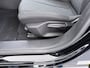 Peugeot 308 Business | Elektrische parkeerrem | Extra getinte achterste zijruiten en achterruit | ISOFIX-bevestigingspunten voor drie kinderzitjes. Op de passagiersstoel en de buitenste zitplaatsen van de achterbank