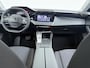 Peugeot 308 Business | Elektrische parkeerrem | Extra getinte achterste zijruiten en achterruit | ISOFIX-bevestigingspunten voor drie kinderzitjes. Op de passagiersstoel en de buitenste zitplaatsen van de achterbank