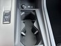 Peugeot 308 Business | Elektrische parkeerrem | Extra getinte achterste zijruiten en achterruit | ISOFIX-bevestigingspunten voor drie kinderzitjes. Op de passagiersstoel en de buitenste zitplaatsen van de achterbank