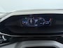 Peugeot 308 Business | Elektrische parkeerrem | Extra getinte achterste zijruiten en achterruit | ISOFIX-bevestigingspunten voor drie kinderzitjes. Op de passagiersstoel en de buitenste zitplaatsen van de achterbank