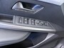Peugeot E-3008 GT | Elektrische parkeerrem | Extra getinte achterste zijruiten en achterruit