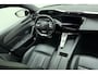 Peugeot 408 1.6 HYbrid GT 225 EAT8 First Edition Nappa Leer l AGR l Stoelverwarming- en Massage l Trekhaak l Camera l LED l 3D i-Cockpit l Adaptive Cruise Control l Climate control l Wireless Apple Carplay & Android Auto l