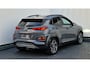 Hyundai Kona 1.6 GDI HEV Premium in prachtige staat en met zeer veel opties.
