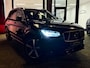 Volvo XC90 2.0 D5 AWD R-Design PANO/CAMERA/HUD/STUURVERW/GROOTONDERHOUD