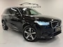 Volvo XC90 2.0 D5 AWD R-Design PANO/CAMERA/HUD/STUURVERW/GROOTONDERHOUD