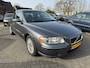 Volvo S60 2.4 Edition II Automaat,Apk 6/5/27,Airco,Cruise,Nap,Trekhaak