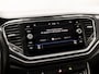 Volkswagen T-Roc 1.5 TSI Sport 150Pk (PANORAMADAK, VIRTUAL COCKPIT, APPLE CARPLAY, LEDER, SPORTSTOELEN, GETINT GLAS, ADAPTIVE CRUISE, LED KOPLAMPEN, NIEUWSTAAT)