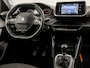 Peugeot 2008 1.2 PureTech Sport (APPLE CARPLAY, GROOT NAVI, CRUISE, PARKEERSENSOREN, SPORTSTOELEN, LANE ASSIST, NIEUWE APK, NIEUWSTAAT)