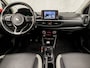 Kia Picanto 1.0 CVVT Design Sport (APPLE CARPLAY, NAVIGATIE, CLIMATE, LEDER, GETINT GLAS, SPORTSTOELEN, CAMERA, CRUISE, TREKHAAK, NIEUWSTAAT)