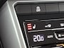 Volkswagen T-Roc 1.0 TSI Life | Adaptive Cruise | Stoelverwarming | CarPlay |