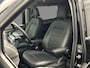 Volkswagen Transporter 2.0 TDI 150pk Automaat L2 Dubbel Cabine Bulli | Leder | Trekhaak | 360gr Camera | Sidebars | Stoelverwarming | Matrix LED | Keyless | ACC | Navigatie | Climatronic | Black on black