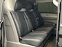 Volkswagen Transporter 2.0 TDI 150pk Automaat L2 Dubbel Cabine Bulli | Leder | Trekhaak | 360gr Camera | Sidebars | Stoelverwarming | Matrix LED | Keyless | ACC | Navigatie | Climatronic | Black on black