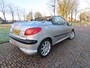 Peugeot 206 CC 1.6-16V 100676 KM N.A.P !! 1E Eigenaar Leer Sportstoelen Airco Windscherm Dealer Onderhouden LM Velgen***Apk t/m 22-2-2027***