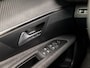 Peugeot 3008 1.6 HYbrid 225 Allure Sport 225Pk Automaat (APPLE CARPLAY, GROOT NAVI, 360 CAMERA, ZWART HEMEL, SPORTSTOELEN, ZWART HEMEL, KEYLESS, CRUISE, NIEUWE APK, NIEUWSTAAT)