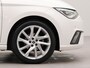 SEAT Ibiza 1.0 EcoTSI FR Business Intense | Apple carplay | Navigatie | Achteruitrij camera | Parkeersensoren voor en achter | Spraakbediening | Sportstoelen | Voorstoelen verwarmd |