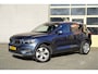 Volvo XC40 1.5 T3 Automaat! Business Pro BJ2020 Lmv 18" | Led V+A | Pdc | Keyless entry | Elek. trekhaak | Elek. achterklep | Achteruitrijcamera | App-Connect | Navi | Virtual cockpit | Climate control | Cruise control | Extra getint glas