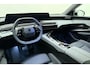 Peugeot 5008 1.6 Plug-in Hybrid 195 Allure | Apple Carplay | Keyless | 19" velg | Stoelverw. | Navigatie | Draadl. tel. lader | Dakrails
