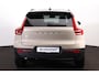 Volvo EX40 Performance Ultra 82 kWh - Panorama/schuifdak - IntelliSafe Assist & Surround - 360º Camera - Harman/Kardon audio - Verwarmde voorstoelen, stuur & achterbank - Parkeersensoren voor & achter - Elektr. bedienb. voorstoelen met geheugen links - Draadloze tel. lader - Warmtepomp - Extra getint glas - Elektr. inklapbare trekhaak - 19' LMV